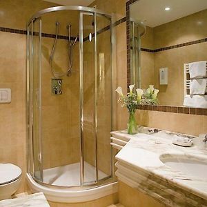 Small Single Room